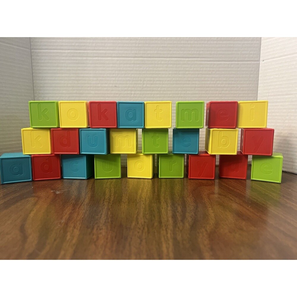VTG Tupperware Tuppertoys Busy Blocks ABC Colors Alphabet 25 Blocks Toy